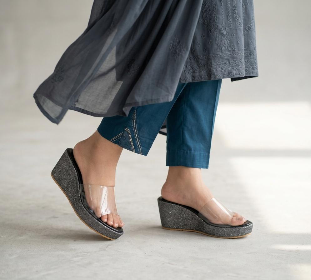 Clear Horizon Wedges