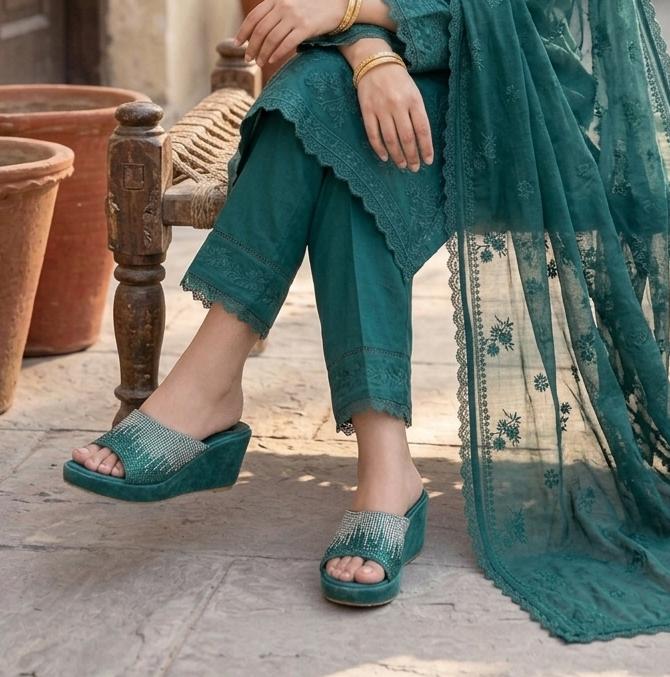 Emerald Glitz Shimmer Wedges