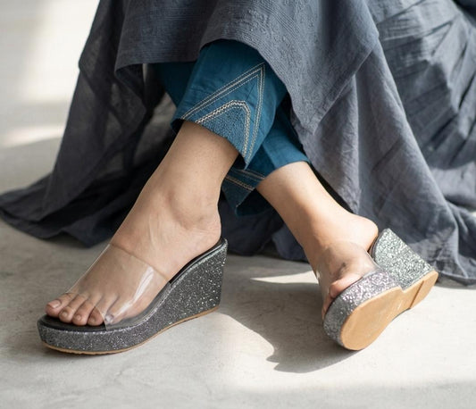 Clear Horizon Wedges